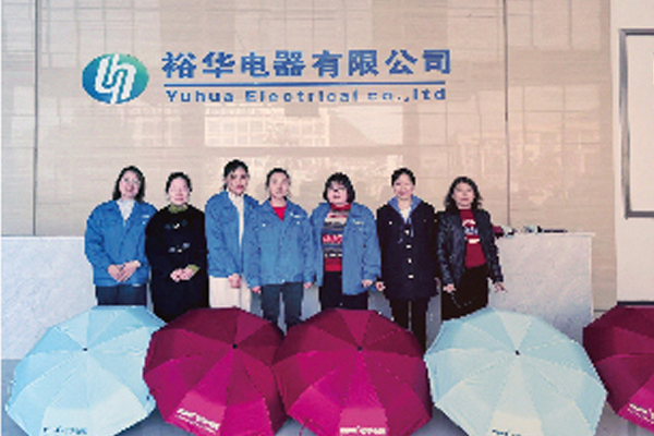 “三八”婦女節(jié),為給所有女職工送上一份節(jié)日溫暖,公司定制專屬禮品并開展女性健康知識講座。
